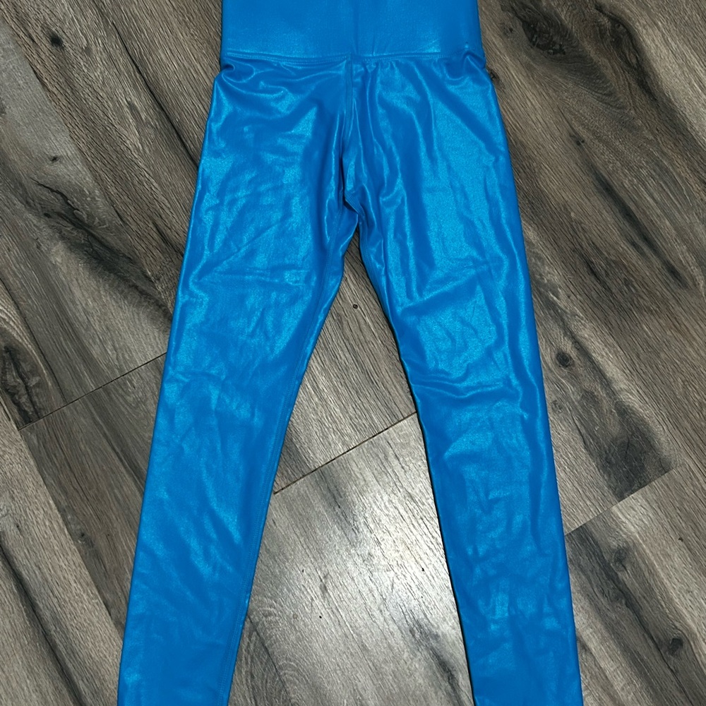 Carbon38 Vibrant Blue Leggings